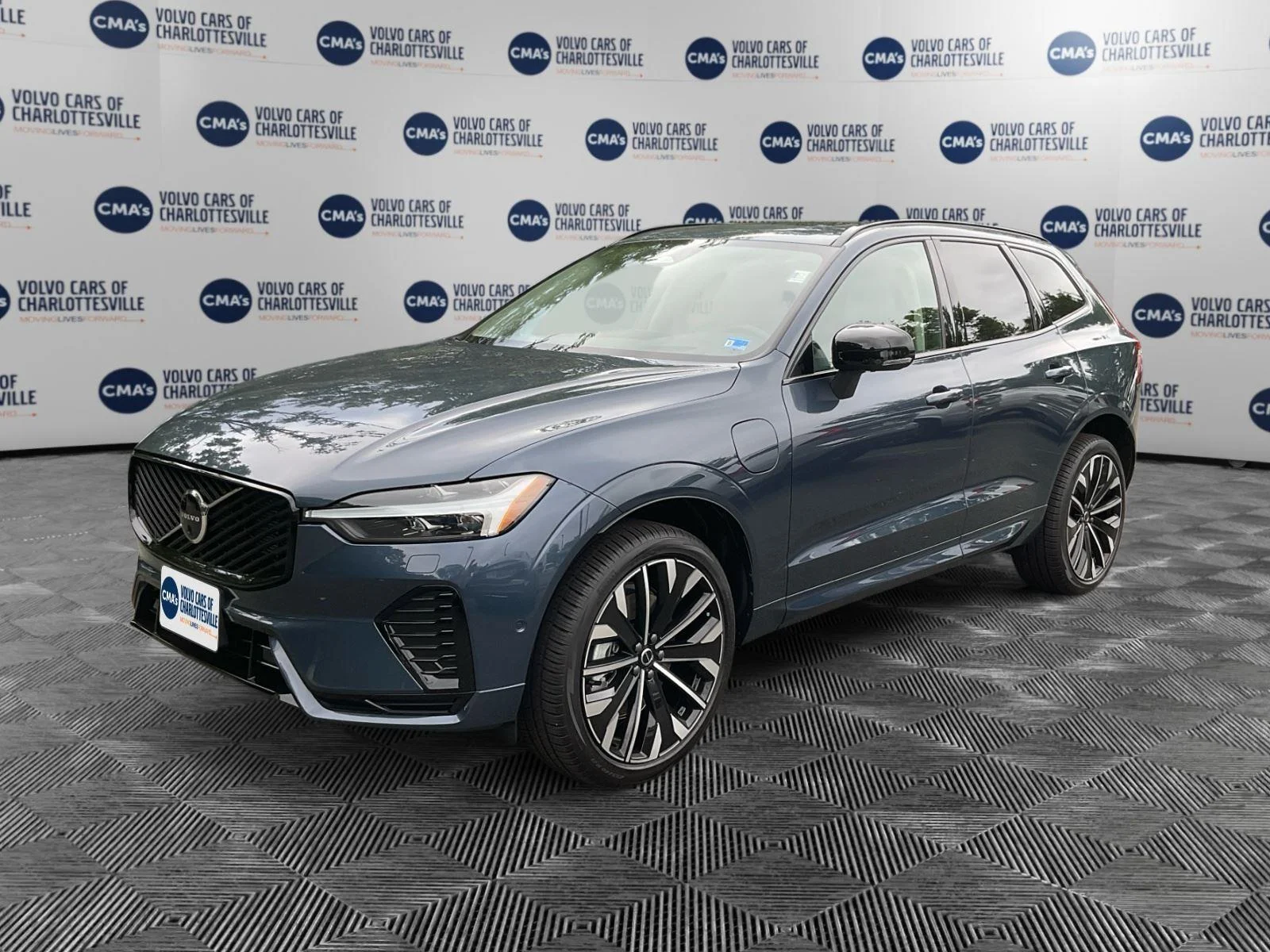 New 2026 Denim Blue Metallic Volvo Ultra image 1
