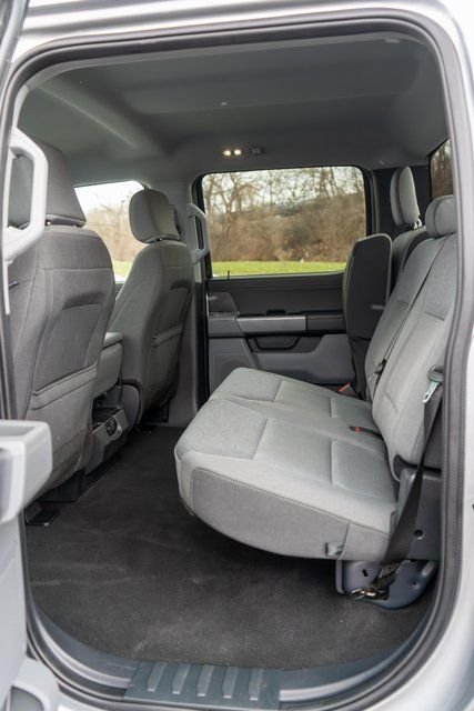 Used 2025 Iconic Silver Metallic Ford XLT image 11