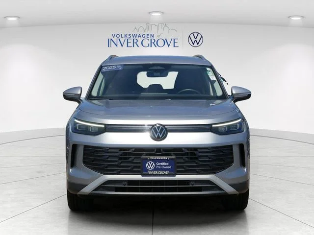 Certified 2025 Volkswagen Tiguan SE with VIN 3VVER7RM3SM013076 for sale in Inver Grove Heights, Minnesota