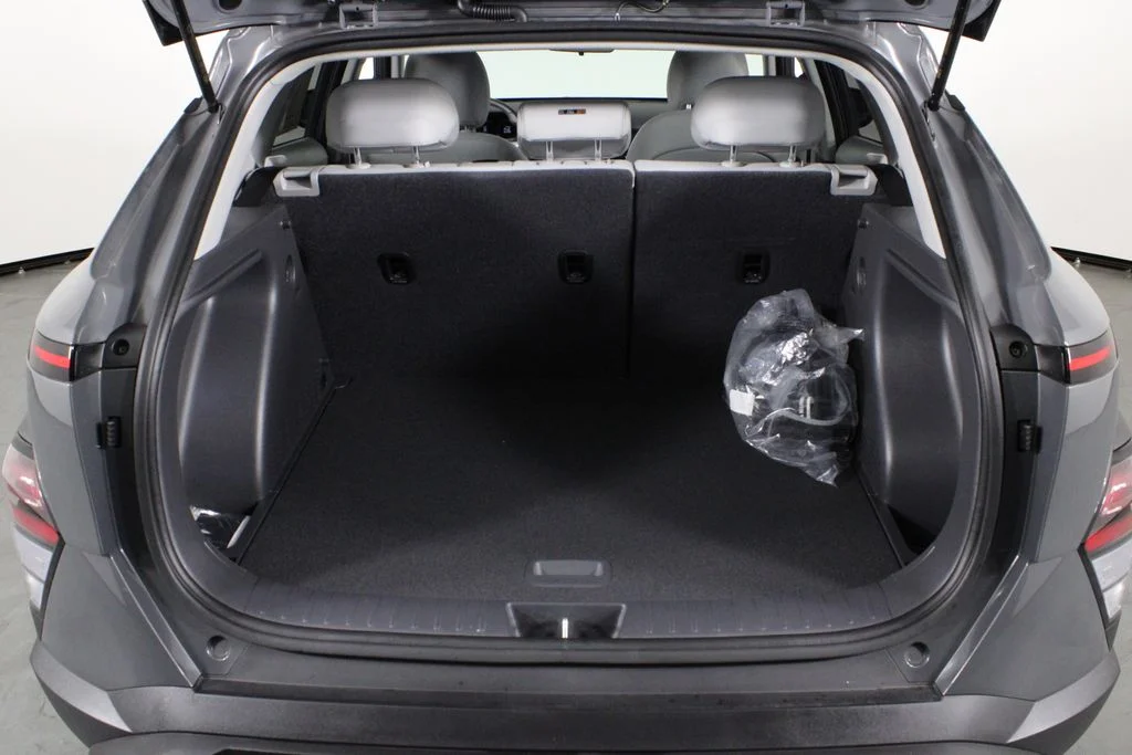 Used 2026 Gray Hyundai SEL Sport image 18
