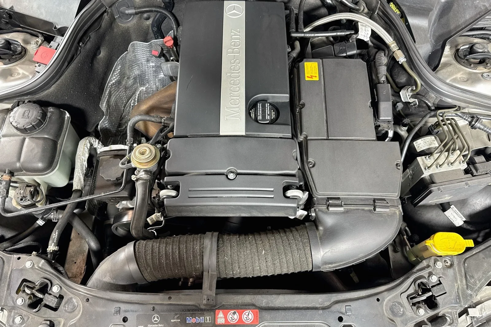 Used 2005 Gold Mercedes-Benz 1.8L image 27