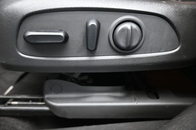 Used 2021 White Buick Essence image 31