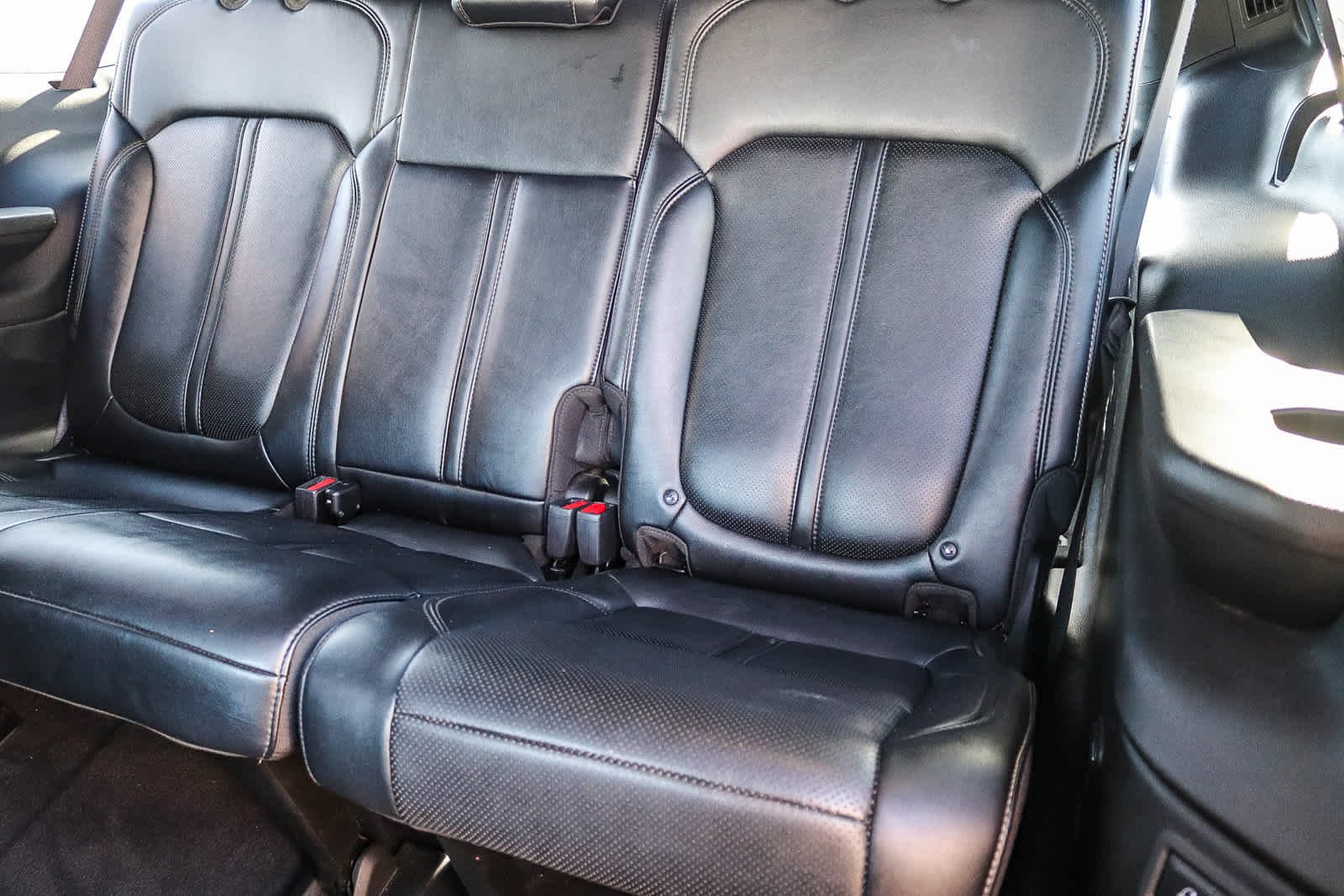 Used 2024 Baltic Gray Metallic Clearcoat Jeep Series II image 17