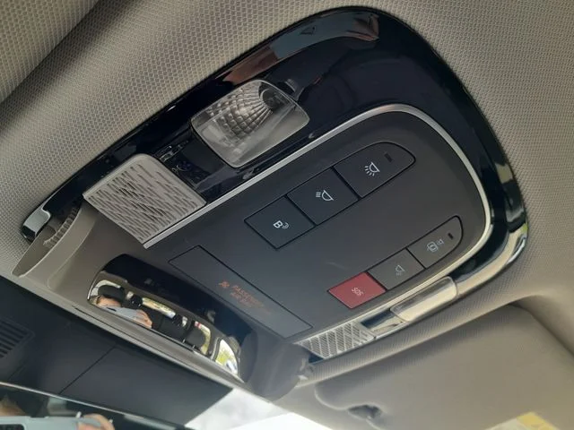 Used 2025 Gray Hyundai SE image 28
