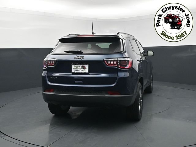New 2026 Fathom Blue Pearl-Coat Exterior Paint Jeep Limited image 5