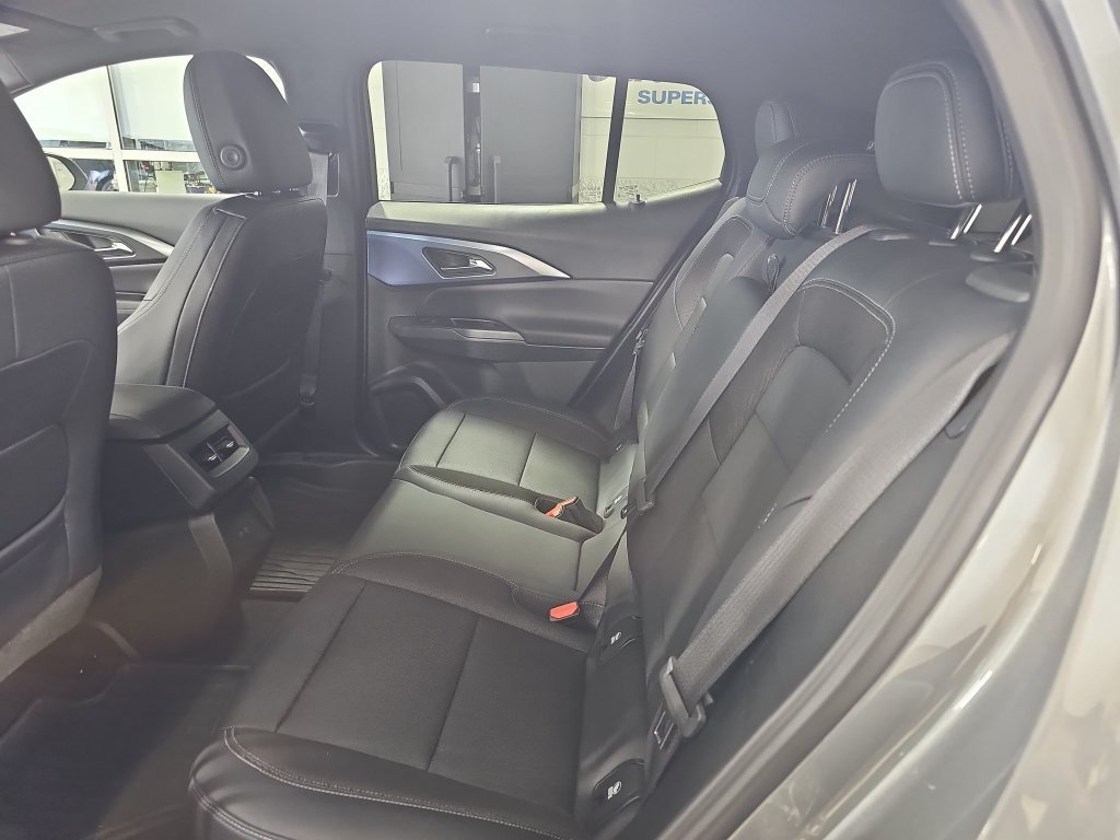 Used 2024 Sterling Gray Metallic Chevrolet 2LT image 18