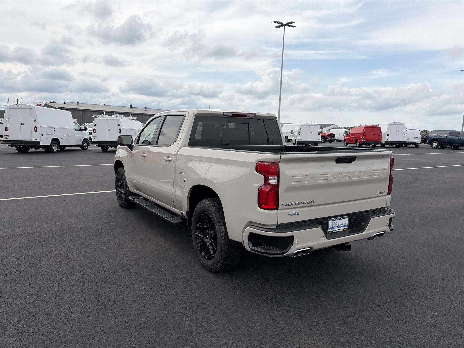 New 2026 White Sands Chevrolet RST image 7
