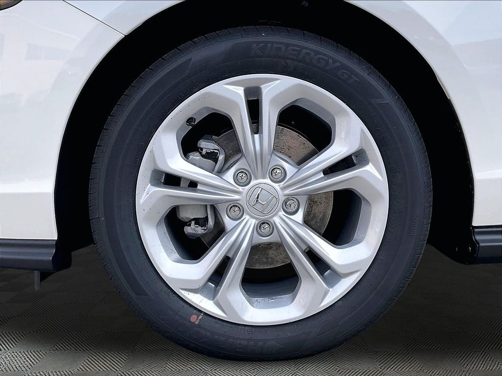 New 2026 Platinum White Pearl Honda LX image 7