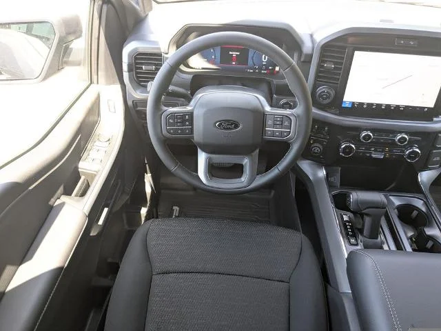 New 2026 Carbonized Gray Metallic Ford XLT image 47