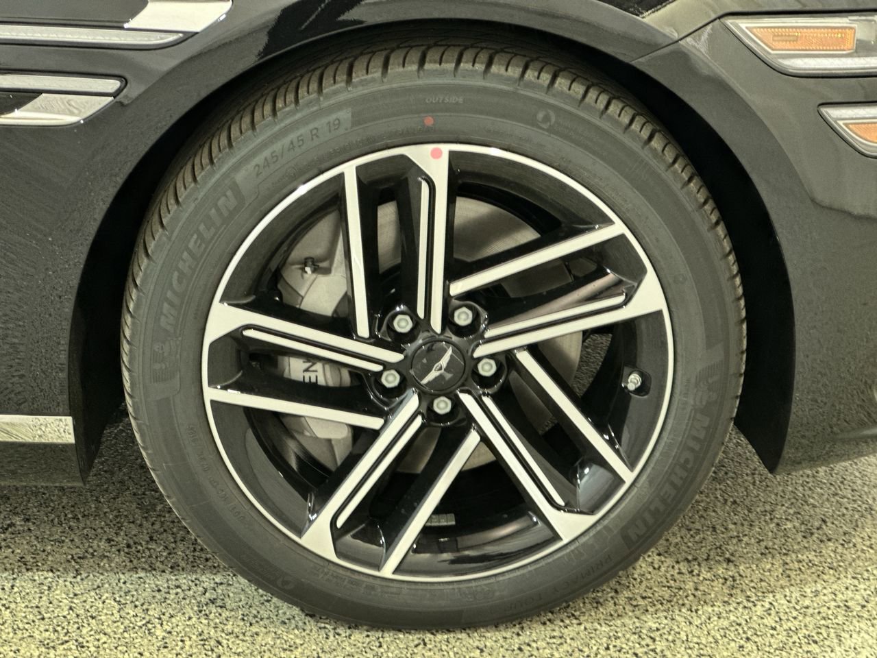 2026 GENESIS G80 Advanced - Photo 10