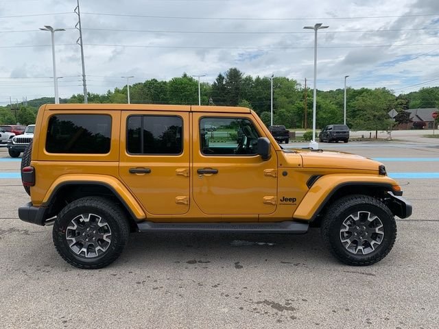 New 2026 Goldilocks Exterior Paint Jeep Sahara image 9