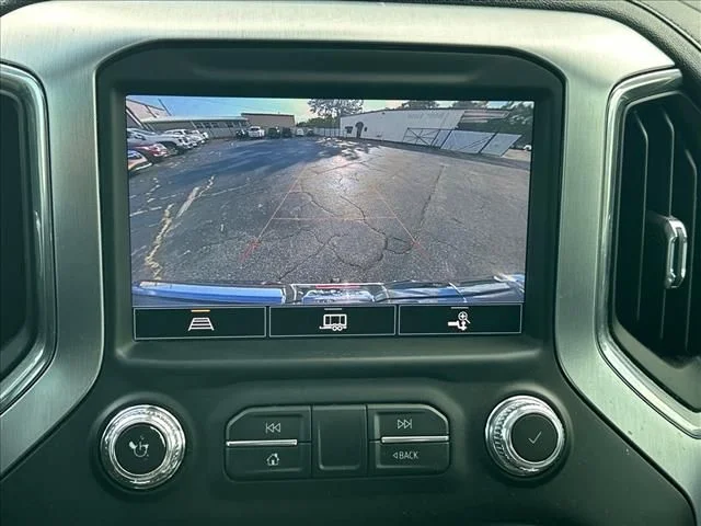 Used 2021 Blue GMC SLT image 32