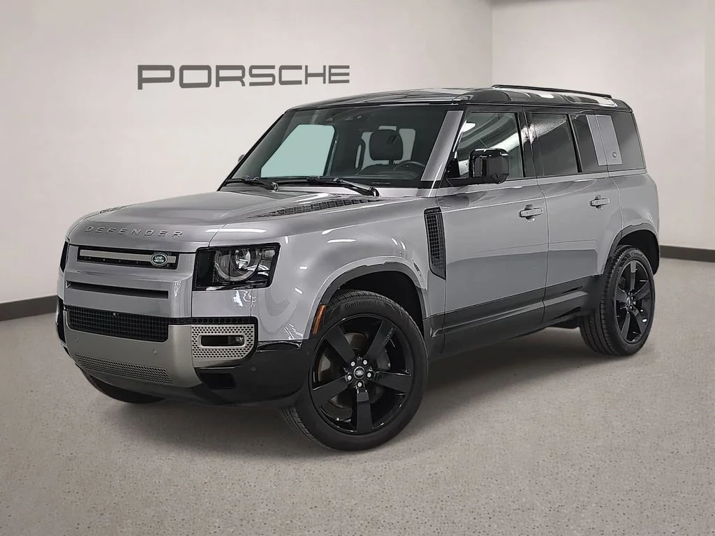 2024 Land Rover Defender 110 X-Dynamic SE P400's photo
