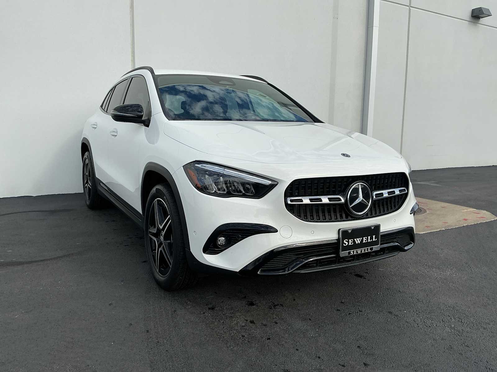 Certified Used 2026 Polar White Mercedes-Benz GLA 250 image 7