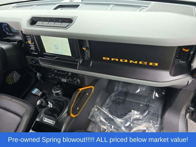 Used 2021 Gray Ford Badlands image 15