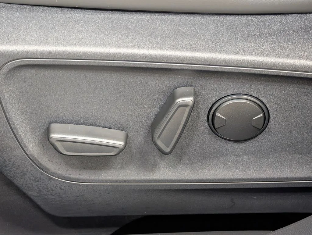 New 2026 Space White Metallic Ford Badlands® image 12