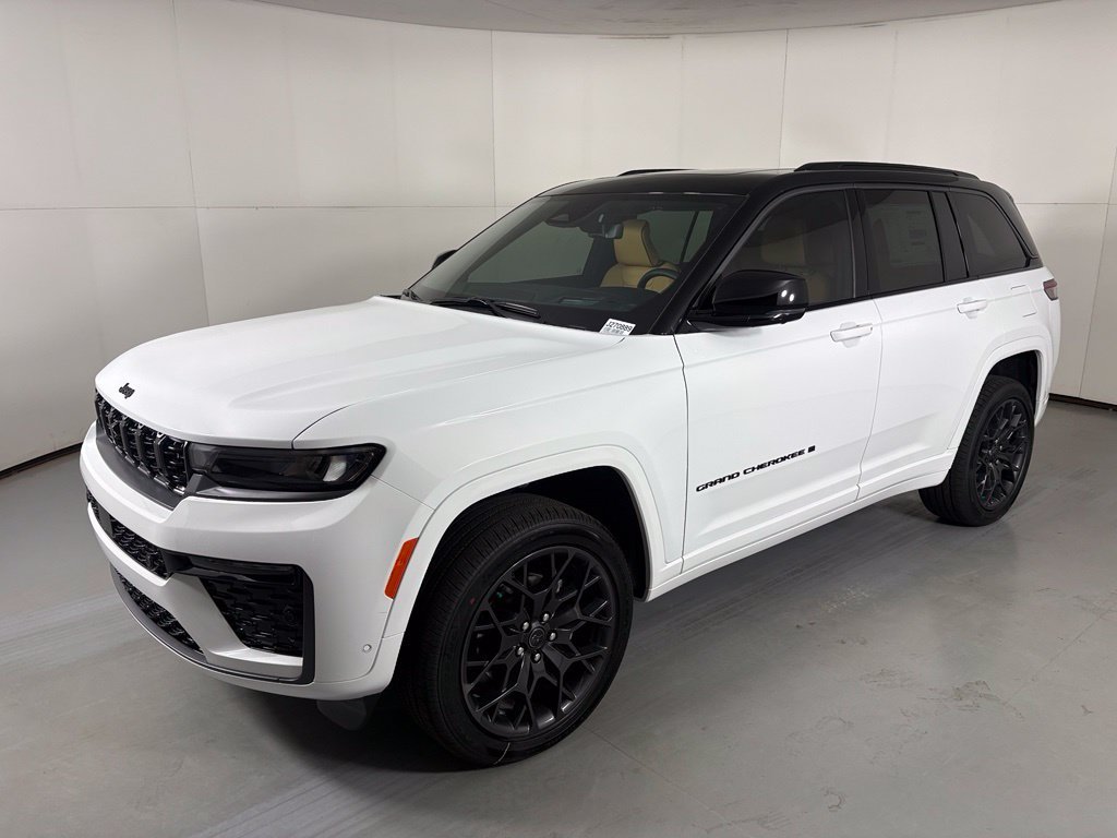 New 2027 Bright White Clear-Coat Paint Jeep Summit image 4