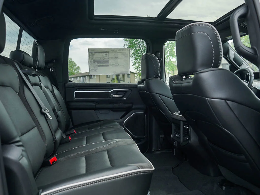 2026 RAM 1500 Laramie - Photo 11