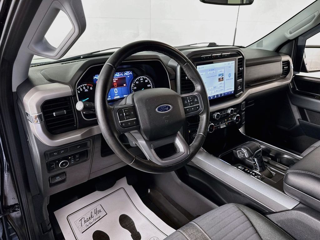 Used 2023 Atlas Blue Metallic Ford XLT image 14