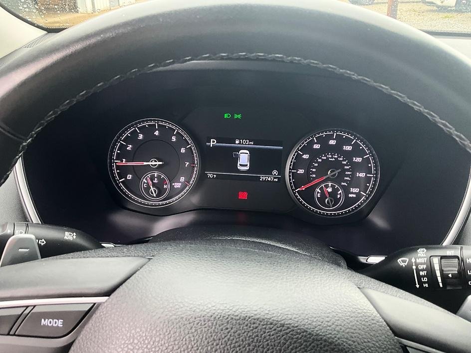 Used 2023 White Hyundai SEL image 18