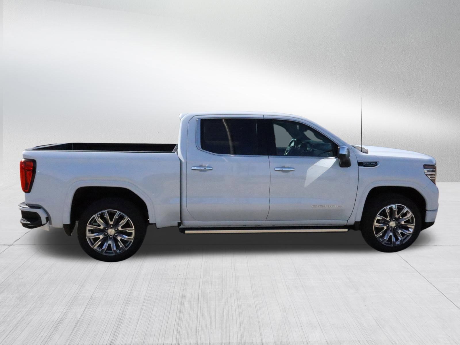 2026 GMC Sierra 1500 Denali - Photo 8
