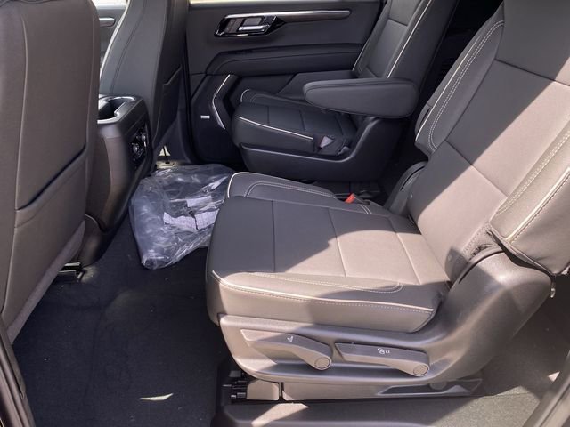 2026 Chevrolet Suburban Premier - Photo 36