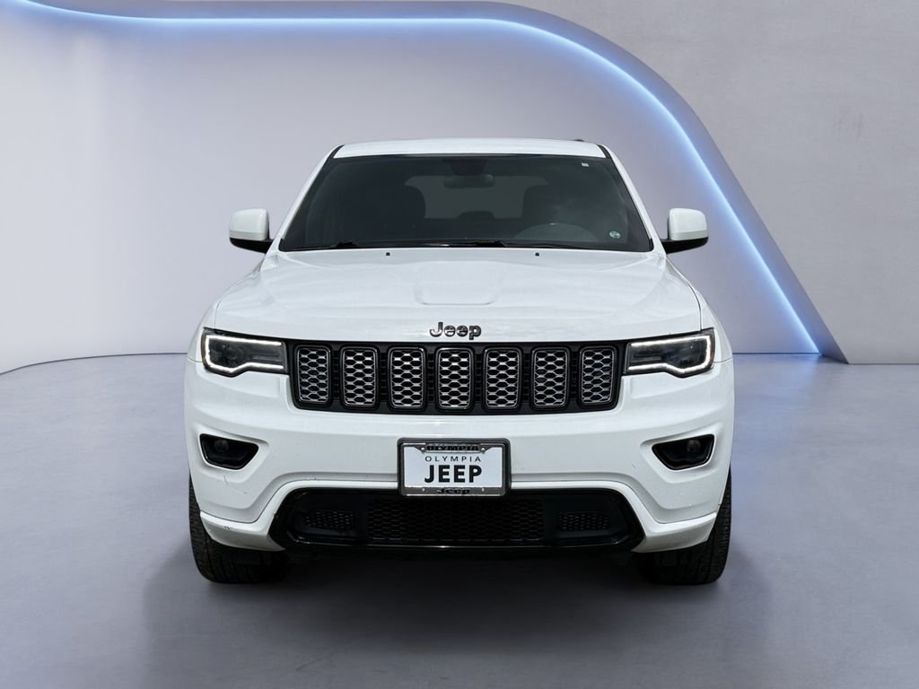 Used 2021 White Jeep Laredo X image 10
