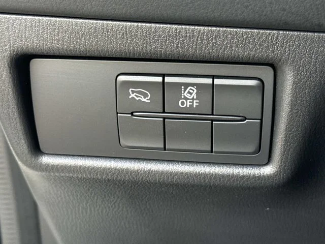 Certified Used 2025 White Mazda 2.5 S Select Package image 42