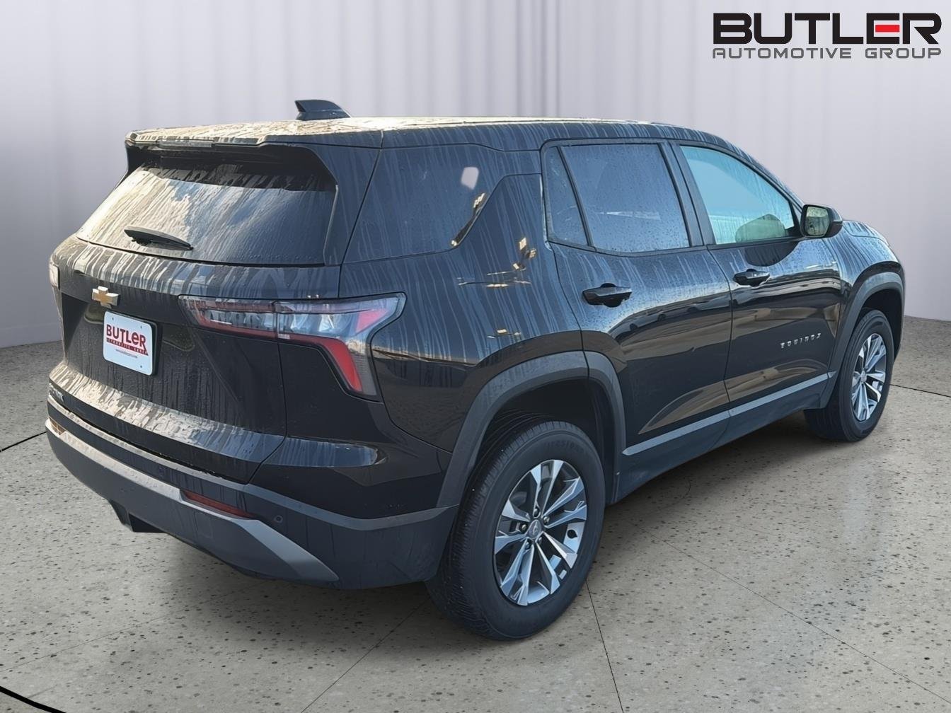 Used 2025 Mosaic Black Metallic Chevrolet FWD LT image 6