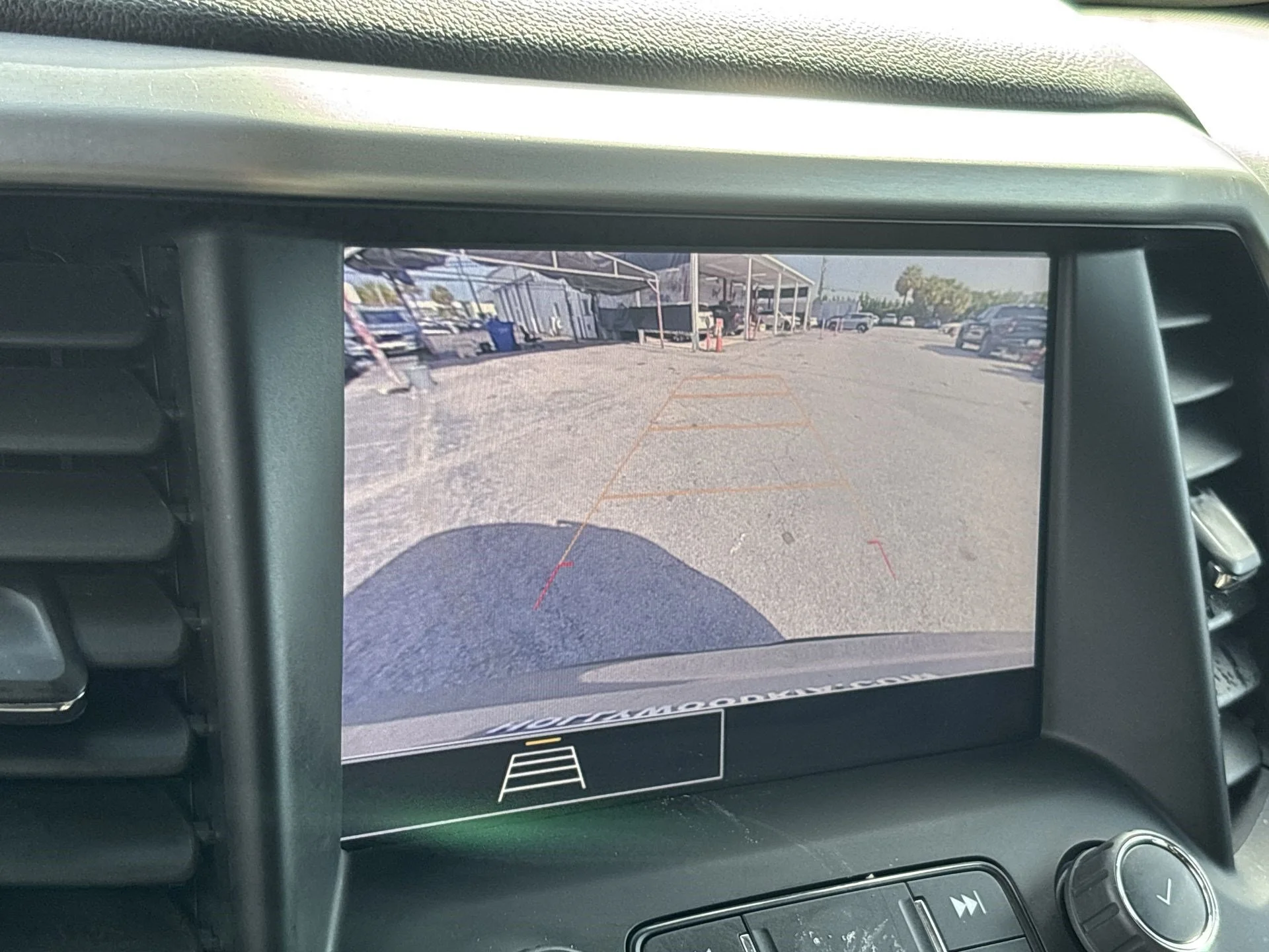 Used 2023 Sterling Metallic GMC SLE image 21