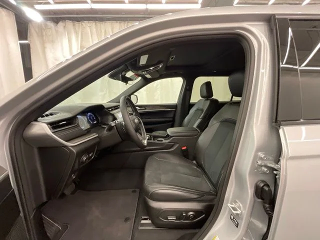 New 2026 Silver Jeep Altitude image 10