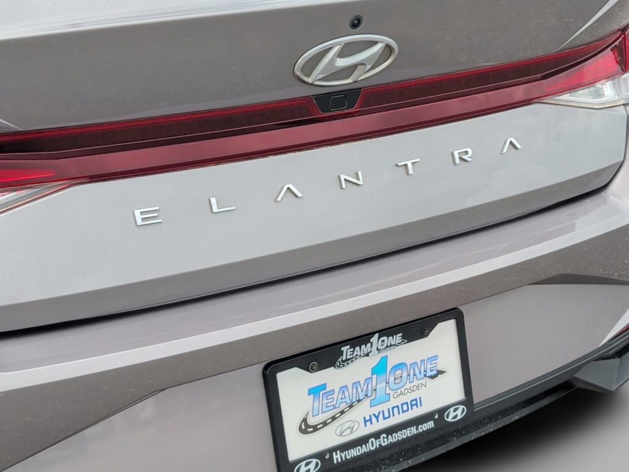 Used 2023 Fluid Metal Hyundai SEL image 40