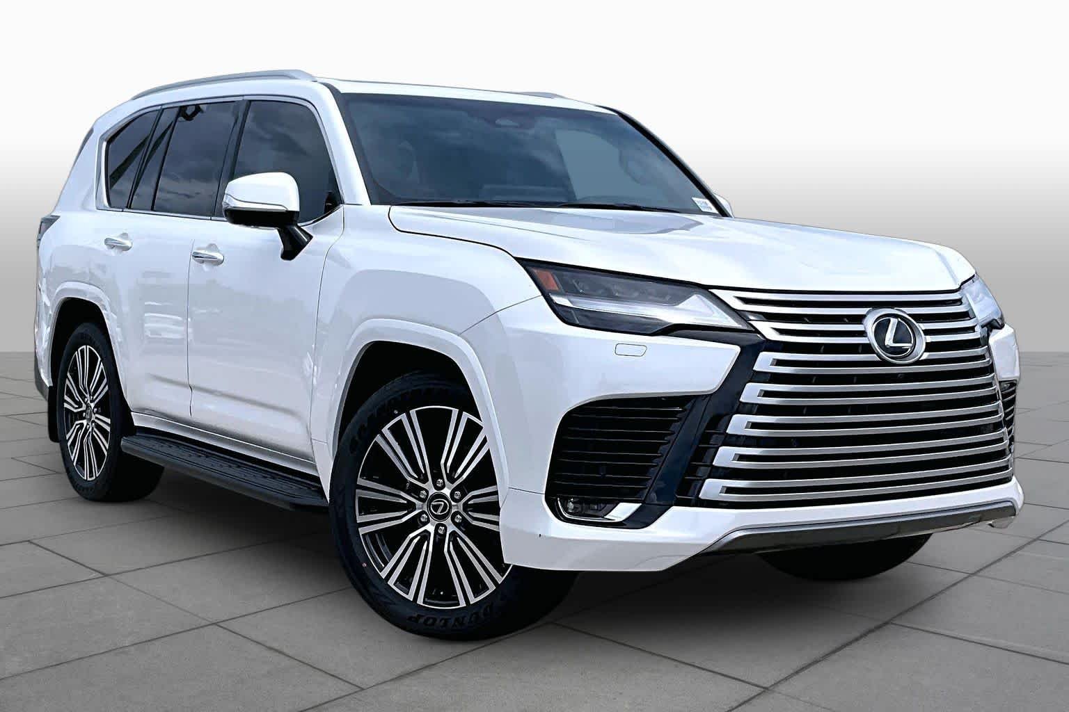 New 2026 Eminent White Pearl Lexus LUXURY image 3