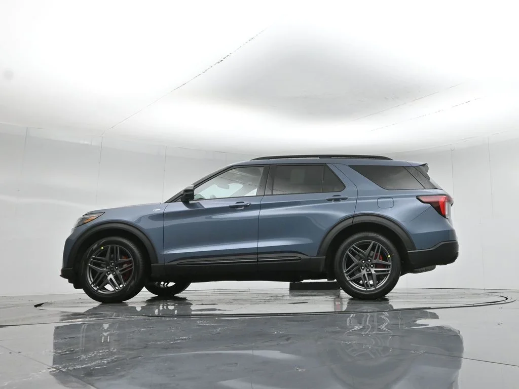 New 2026 Vapor Blue Metallic Ford ST-Line image 52