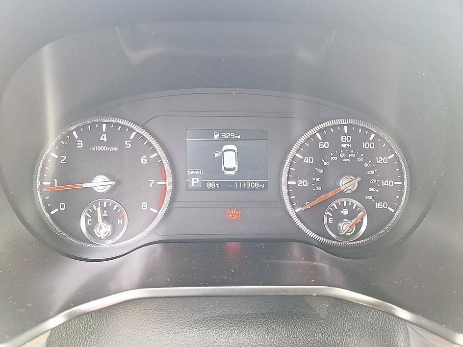 Used 2020 Snow White Pearl Kia EX image 14