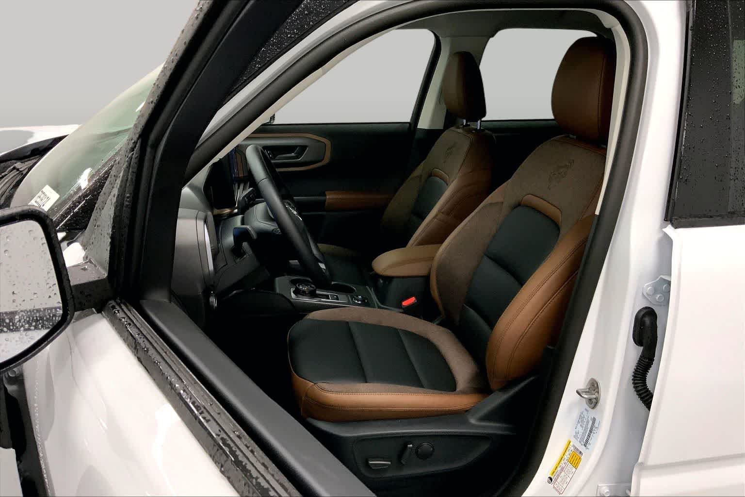 New 2026 Oxford White Ford Outer Banks® image 8
