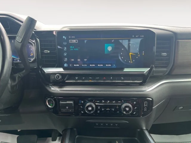 2024 Chevrolet Silverado 3500HD High Country - Photo 11