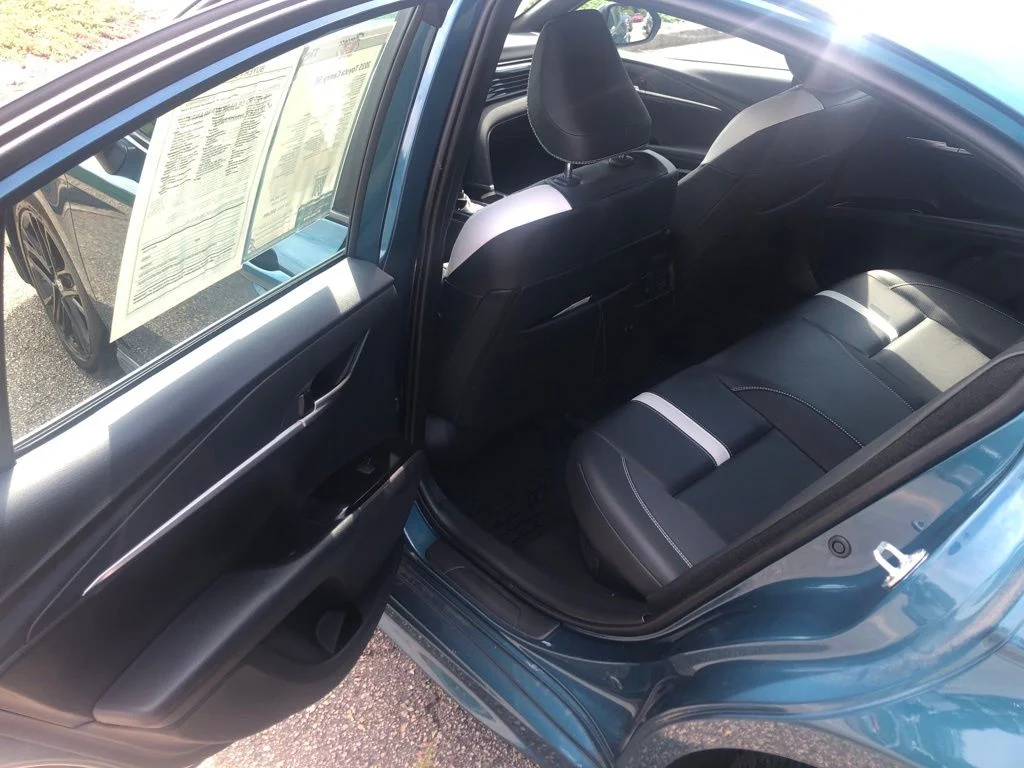 Used 2025  Toyota SE image 27