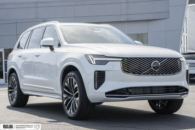 2026 Volvo XC90 T8 Recharge Plus Bright 7-Seat 4WD's photo