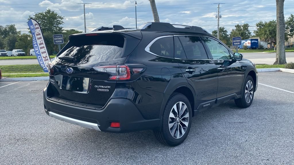 2025 Subaru Outback Touring - Photo 29