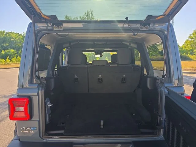 Used 2024 Gray Jeep Sahara 4xe image 13