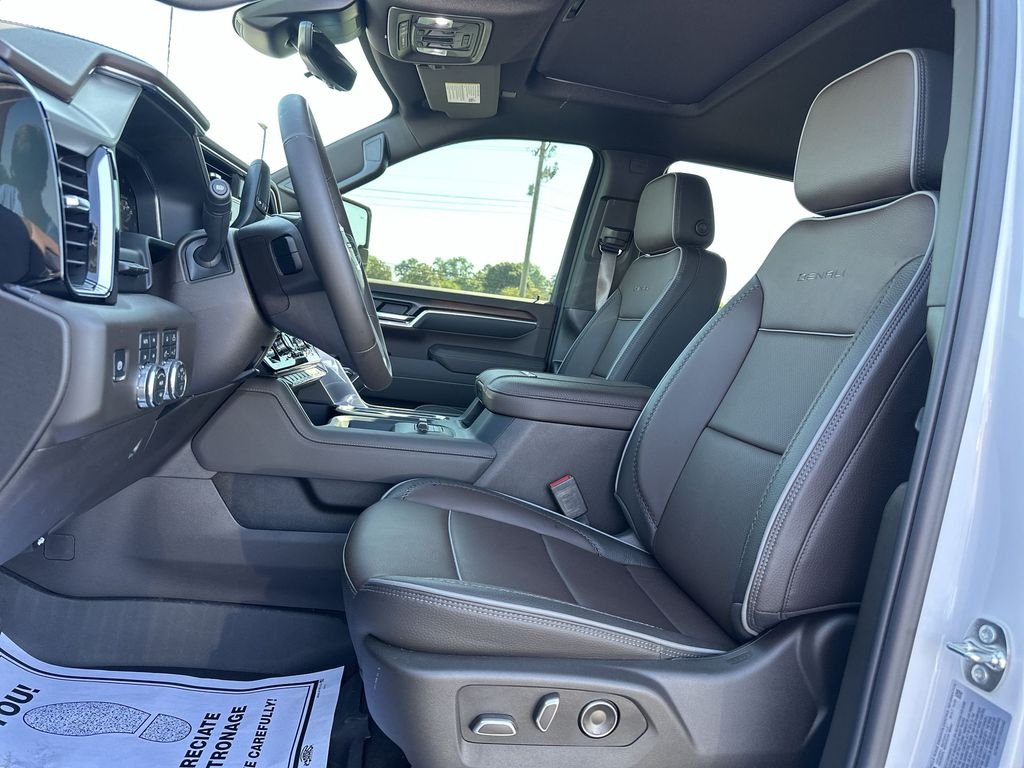 Used 2026 White GMC Denali image 17