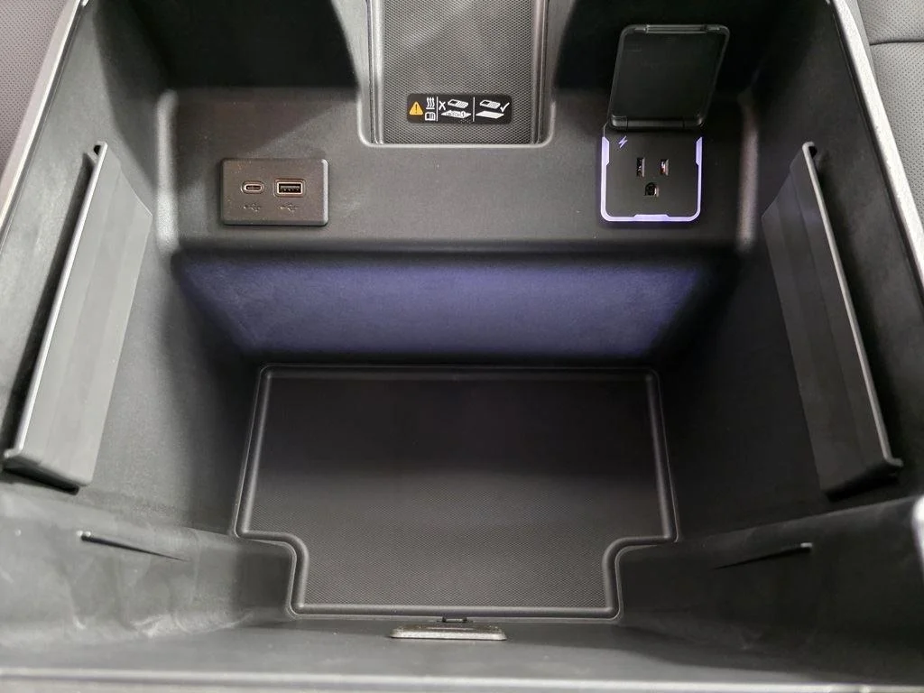 New 2026 Sterling Metallic GMC SLT image 36