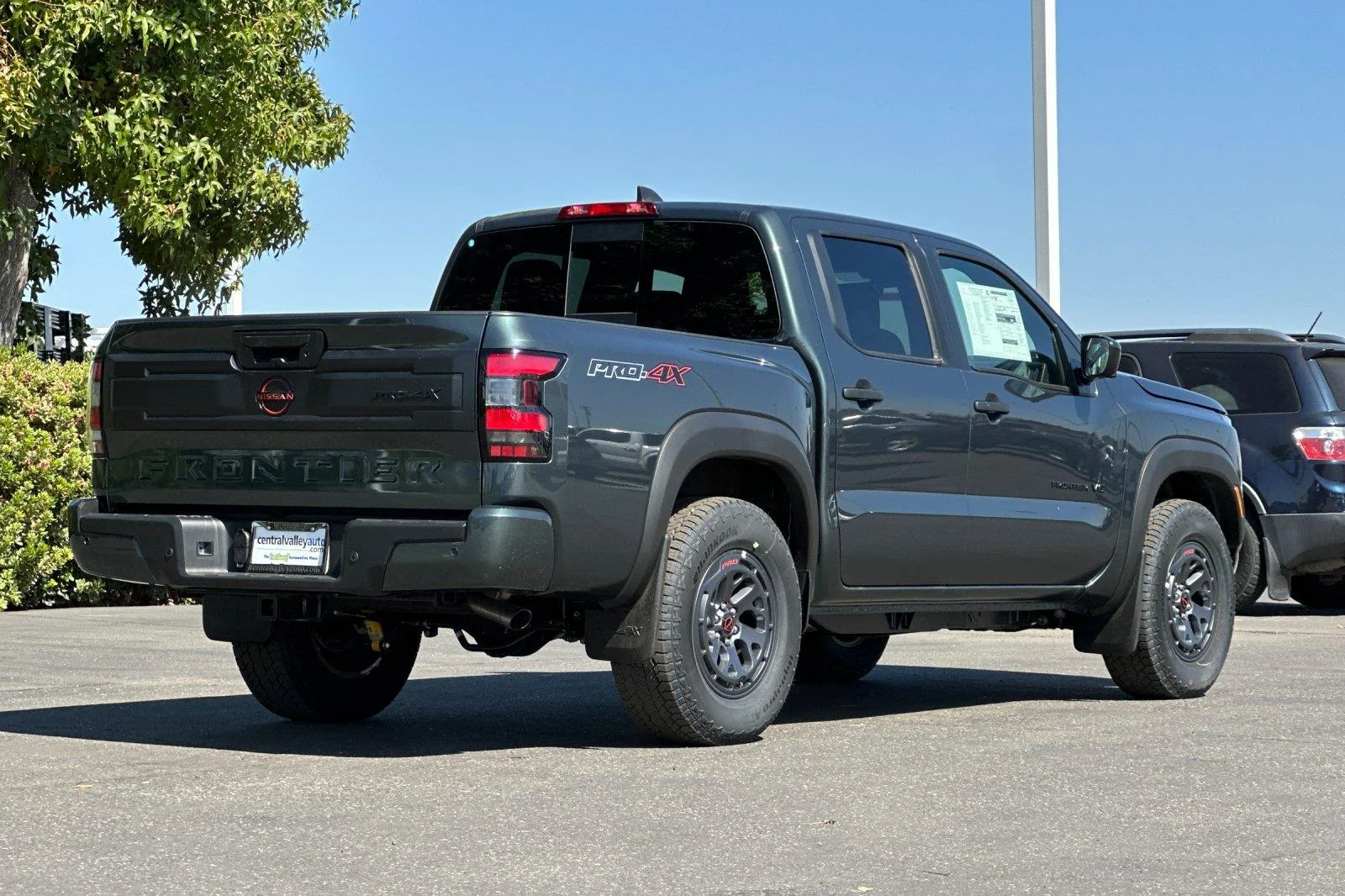 New 2027 Alpine Metallic Nissan Crew Cab PRO-4X® image 3