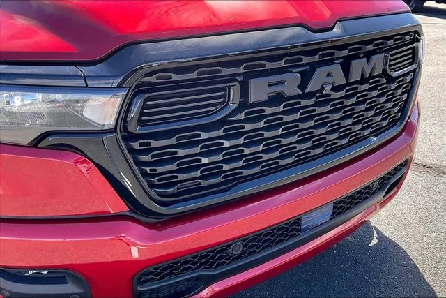 New 2026 Molten Red Pearlcoat RAM Big Horn/Lone Star image 35