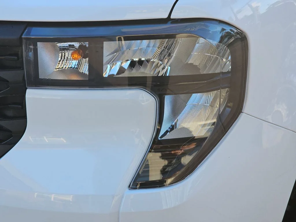 New 2026 Oxford White Ford XL image 32