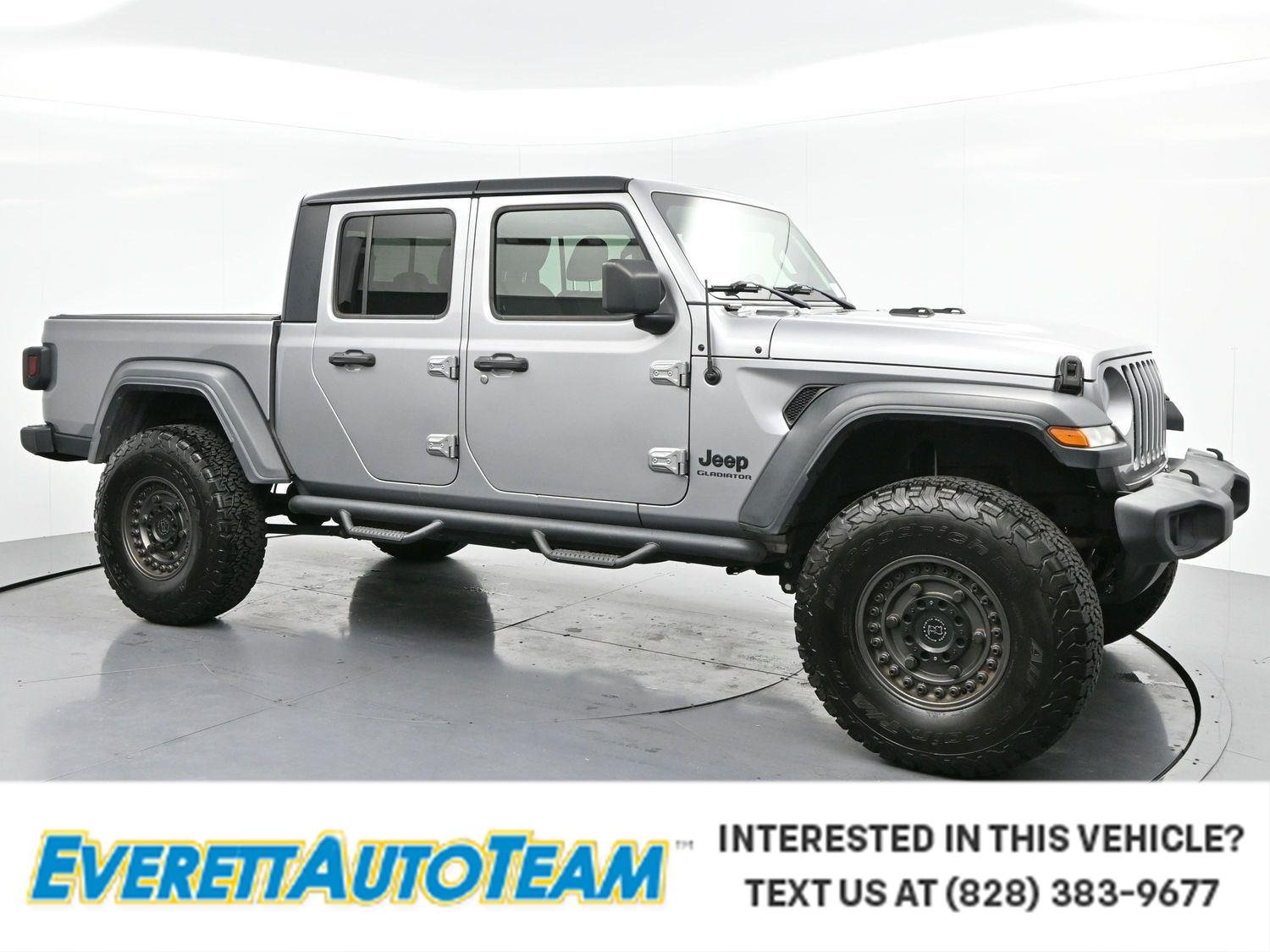 2020 Jeep Gladiator Sport S's photo