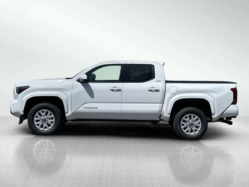 New 2026 Ice Cap Toyota SR5 image 6