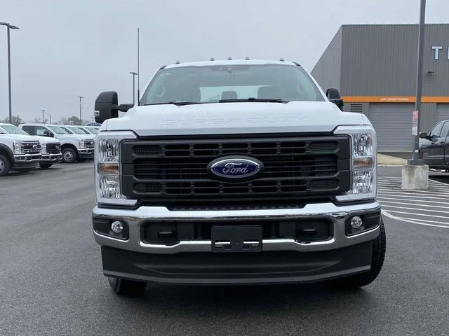 New 2026 Oxford White Ford XL image 8