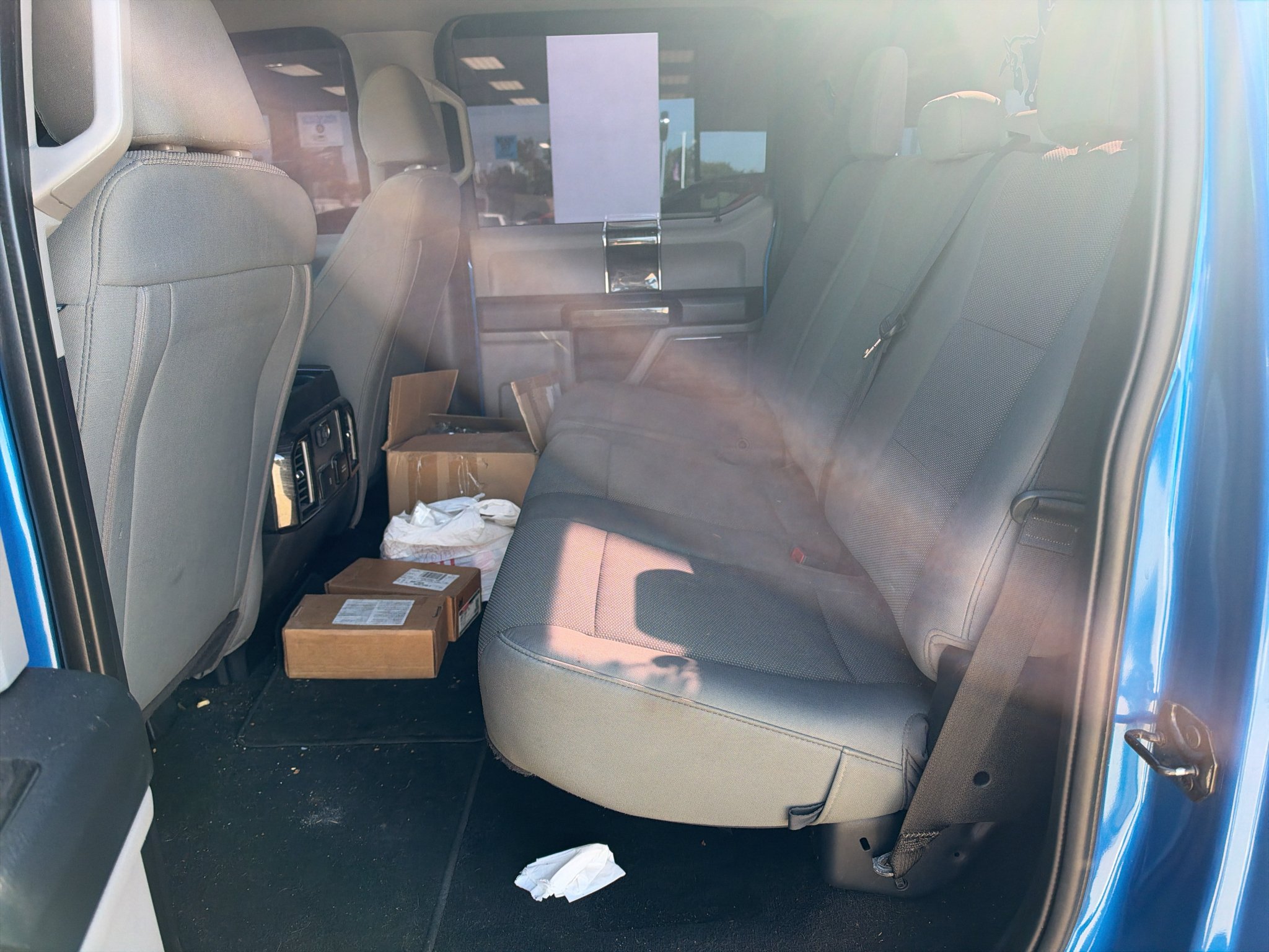 Used 2020 Velocity Blue Metallic Ford XL image 12